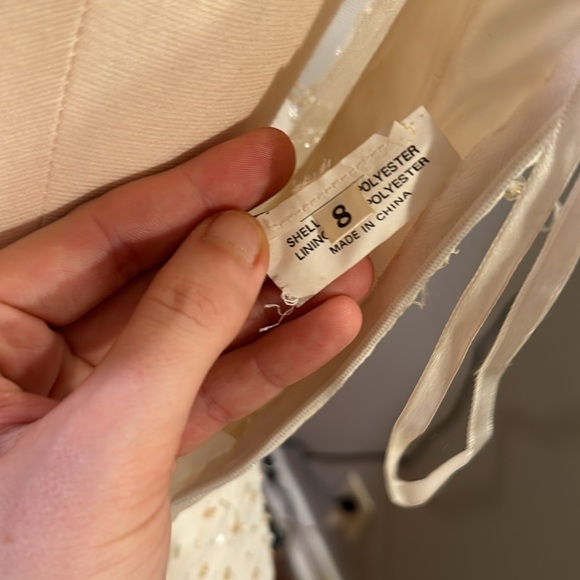 Unique vintage winter white formal gown with sequins and beading and tiny train - Picture 10 of 11